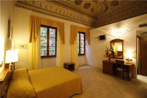 Hotel Il Duca Firenze Ruang foto